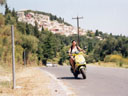 098 Cica na motorke